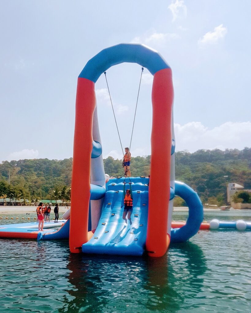 Inflatable island Subic - Digislomad.com