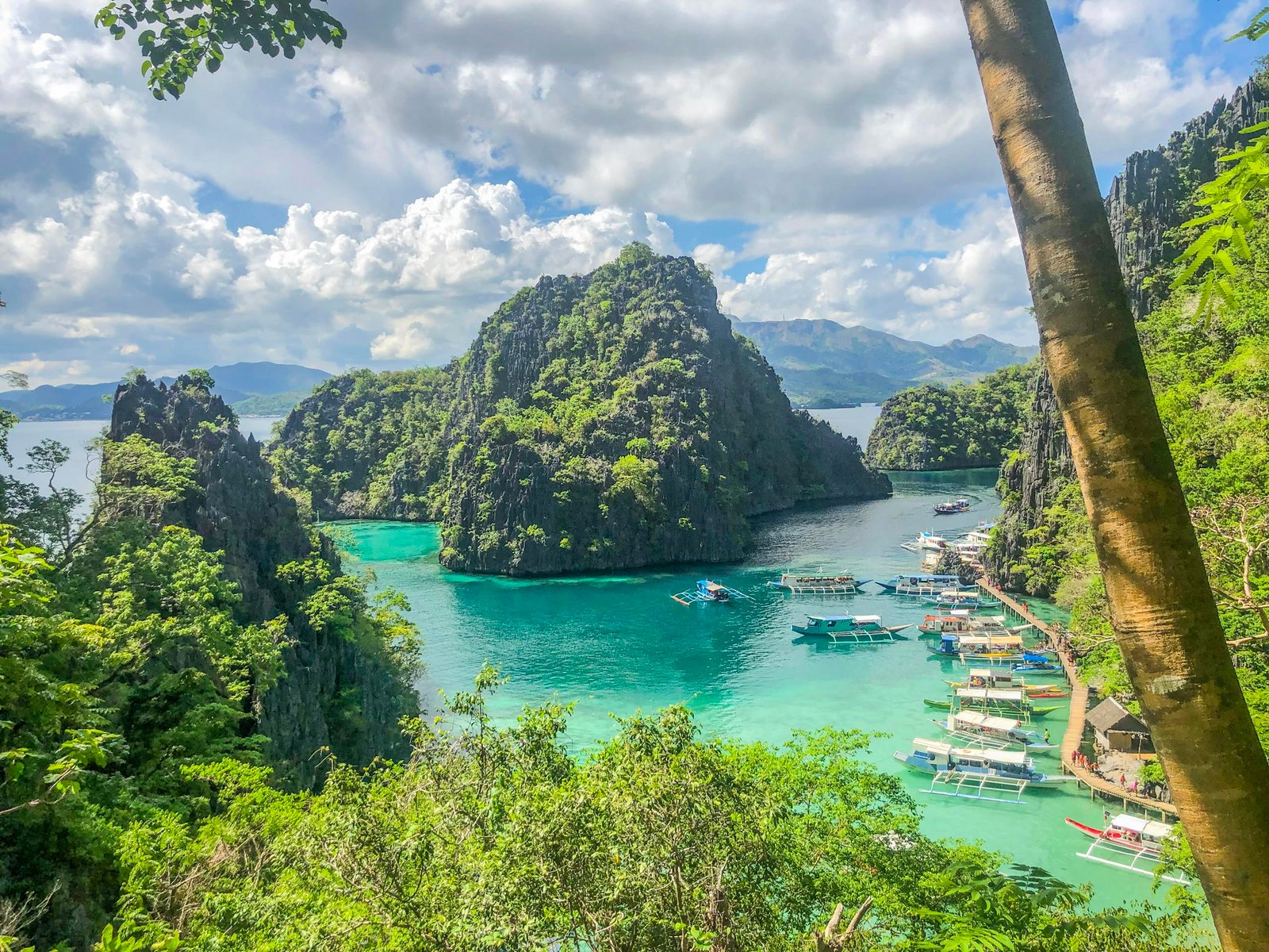 Coron or El Nido? Choosing Between Palawan’s Breathtaking Paradises - Digislomad.com